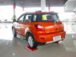 2010款1.3L 手动冠军版 整体外观