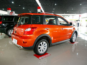 2010款1.3L 手动冠军版 整体外观