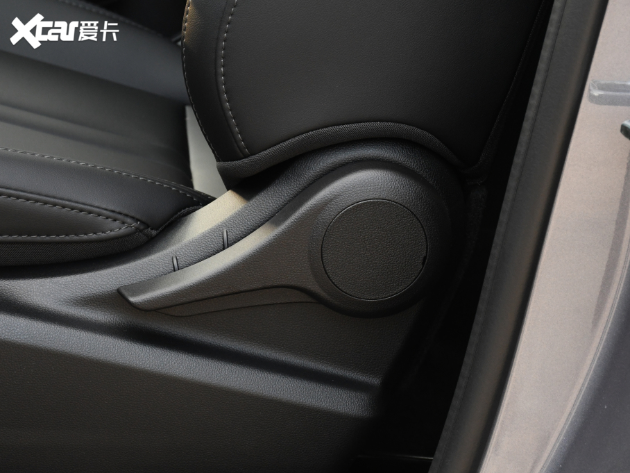 2024 2.0TԄ8AT̓򌾫Ӣƽ