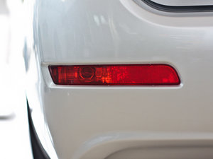 2011款2.0L 手动两驱精英版 细节外观