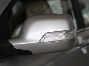 2011款2.0L 手动两驱精英版 细节外观
