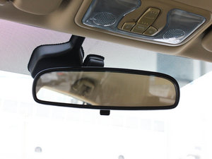 2011款绿静 2.0T 手动两驱精英版 车内后视镜