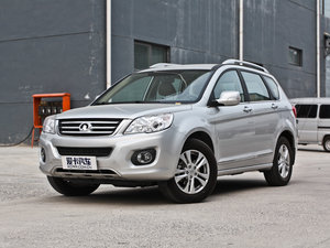 2011款绿静 2.0T 手动两驱精英版 左前45度