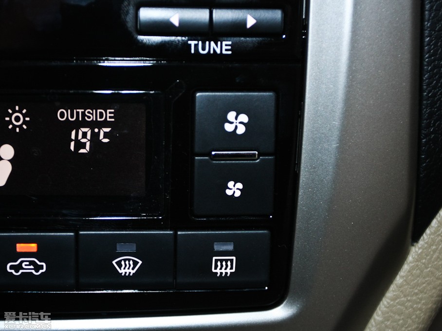 2012LC50 1.5T քӾӢ