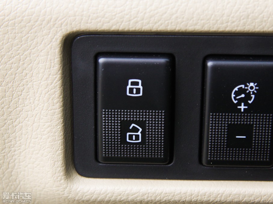 2012LC50 1.5T քӕrа