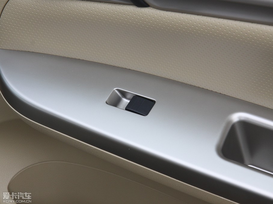 2012LC50 1.5T քӕrа