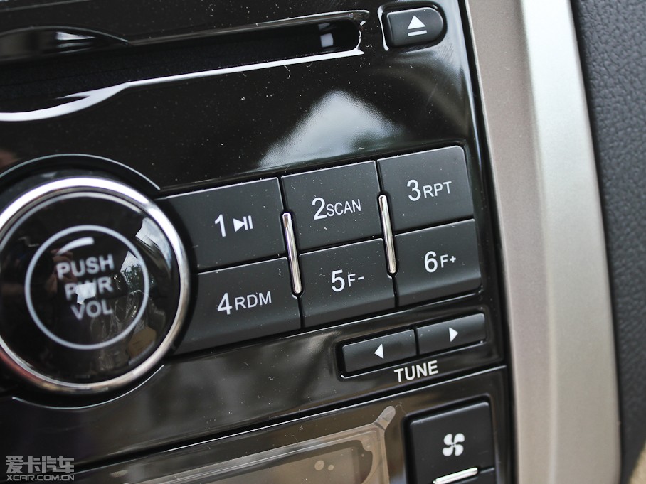 2012L(zhng)C50 1.5T ք(dng)Ӣ