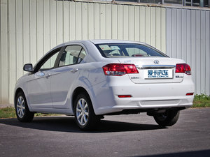 2010款1.5L 舒适版 左后45度