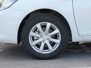 2010款1.5L 舒适版 轮圈
