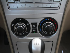 2010款1.5L 舒适版 空调调节