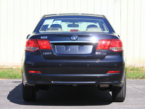 2010款1.5L 标准版 正后	