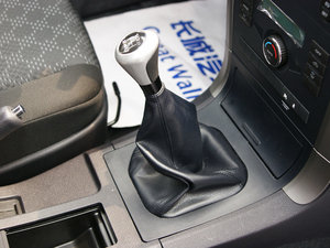 2010款2.4L 两驱舒适型 中控区
