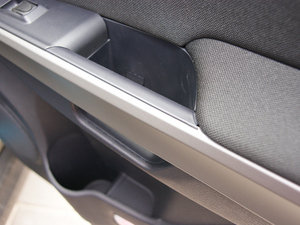 2010款2.4L 两驱舒适型 空间座椅