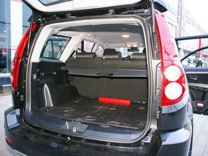2010款2.4L 两驱豪华型 空间座椅