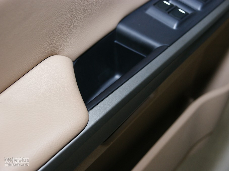 2010H3 2.0L J (q)촰