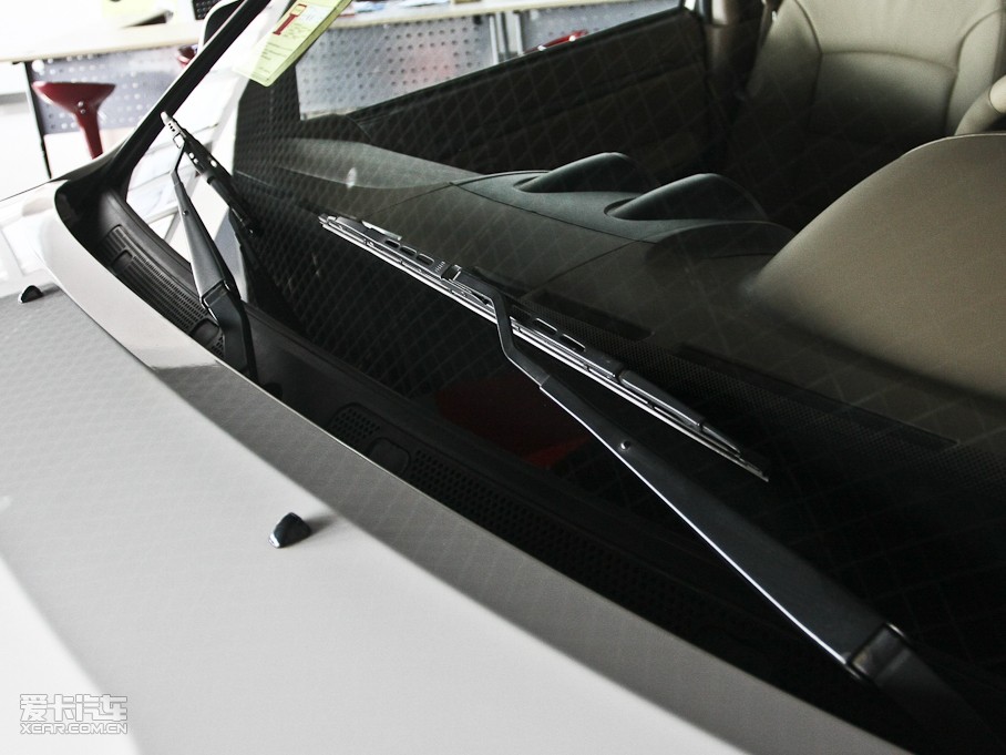 2010H3 2.0L J (q)촰