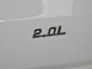 2010款2.0L 锐意版 两驱天窗型 细节外观