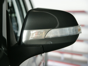 2010款2.0L 锐意版 两驱精英型 后视镜