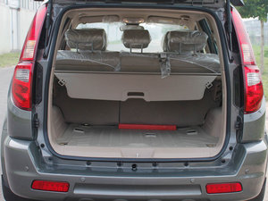2010款2.4L 领先版 两驱豪华型 行李厢空间