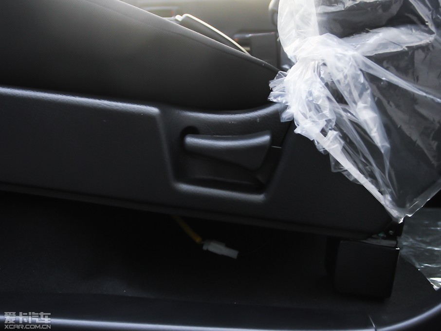 2011H5(jng)  2.0L 򌾫Ӣ 