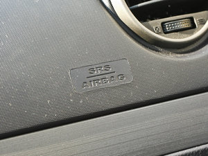 2011款智尊版 2.0L 两驱天窗型  空间座椅