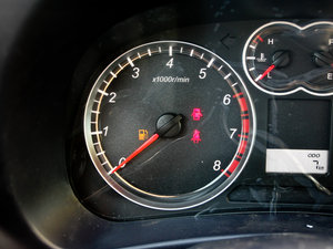 2011款智尊版 2.0L 两驱天窗型  中控区