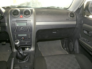 2011款智尊版 2.4L 两驱豪华限滑差速型  中控区