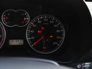 2011 2.0L (q)Ӣ  п؅^(q)