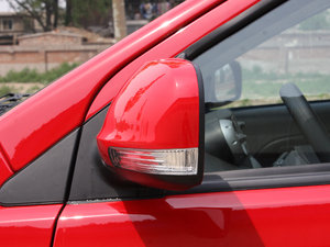 2011款1.5L MT 细节外观