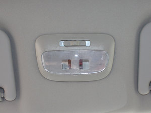 2011款1.5L MT 空间座椅