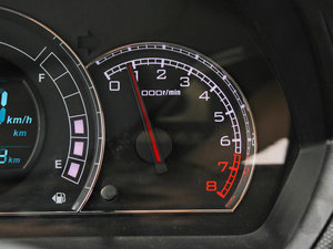 2012款1.5L 手动舒适版 中控区