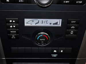 2012款欧风版 2.4L 两驱舒适型 空调调节