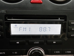 2012款欧风版 2.4L 两驱舒适型 中控区