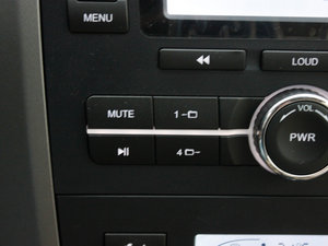 2012款欧风版 2.4L 两驱舒适型 中控区