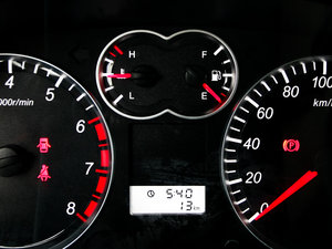 2012WL(fng) 2.0L (q)A п؅^(q)