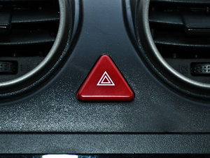 2012WL(fng) 2.0L (q)A п؅^(q)