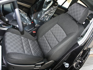 2012款智尊版 绿静 2.0T 自动两驱舒适型 主驾驶座椅