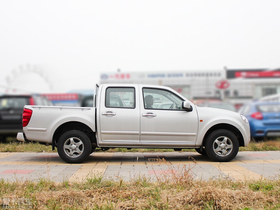 2011L(fng)E3 ؔ 2.2L СpźA