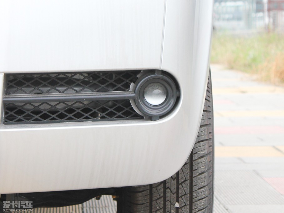 2011L(fng)E3 ؔ 2.2L СpźA