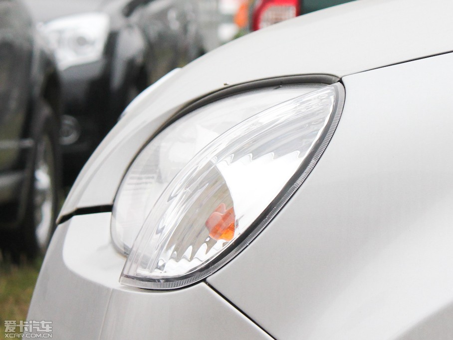 2011L(fng)E3 ؔ(ci) 2.2L СpźA