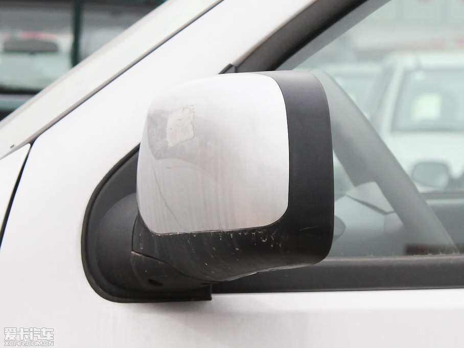 2011L(fng)E3 ؔ(ci) 2.2L СpźA