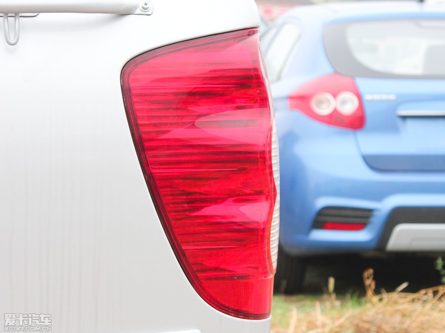 2011LE3 ؔ 2.2L СpźA