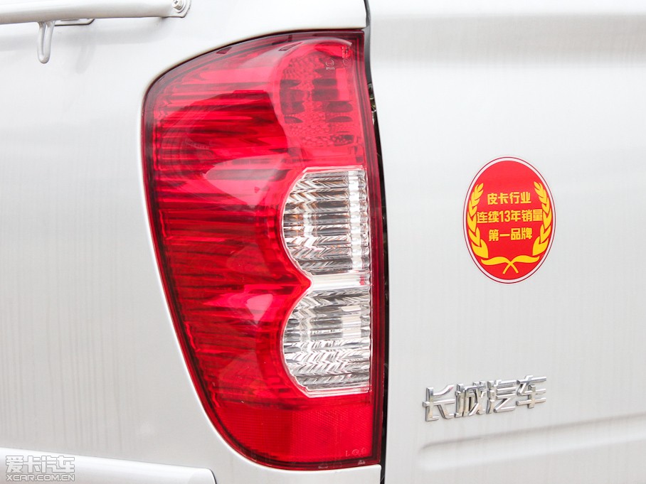 2011L(fng)E3 ؔ 2.2L СpźA