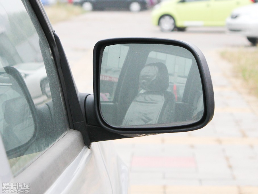 2011LE3 ؔ 2.2L СpźA