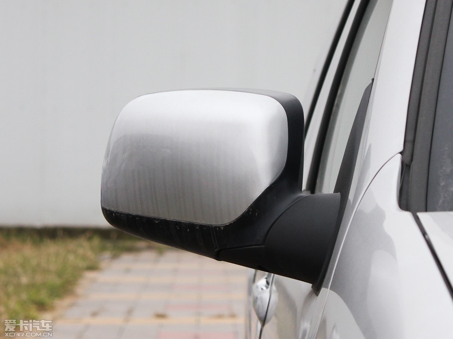 2011L(fng)E3 ؔ(ci) 2.2L СpźA