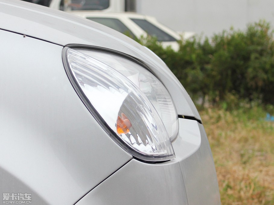 2011LE3 ؔ 2.2L СpźA