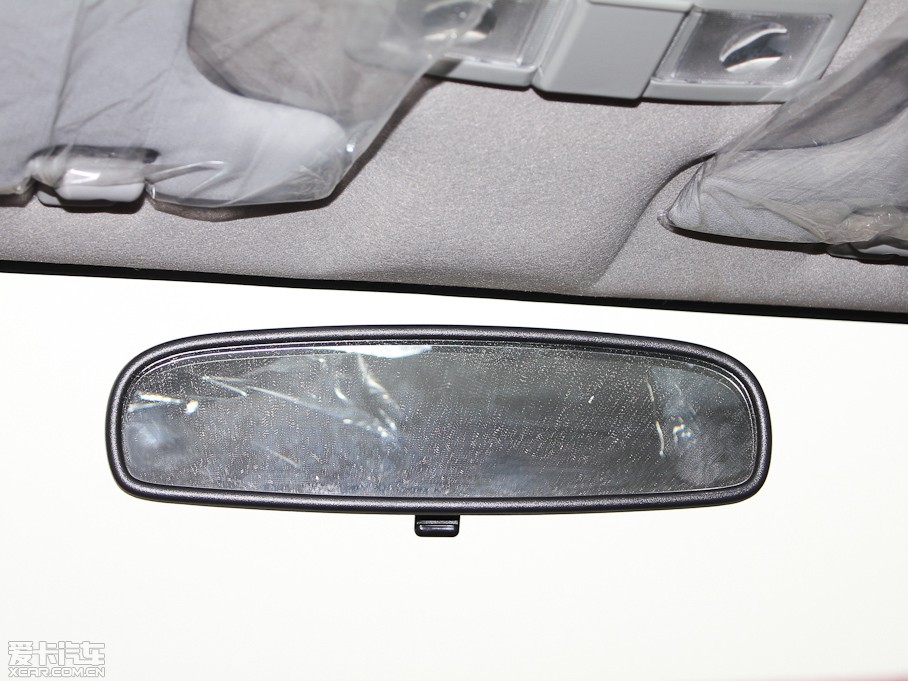 2011LE3 ؔ 2.2L СpźA