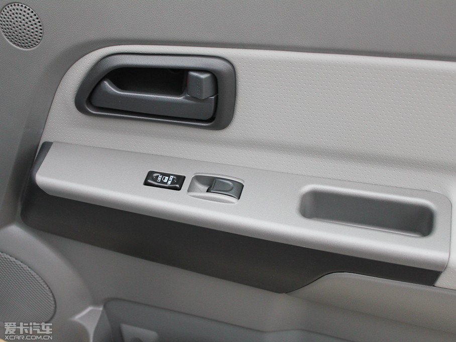 2011LE3 ؔ 2.2L СpźA