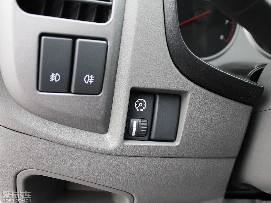 2011LE3 ؔ 2.2L СpźA