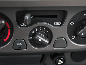 2011ؔ(ci) 2.2L СpźA п؅^(q)